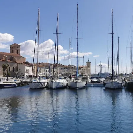 Σπίτι διακοπών Spacious Cocoon With Terrace Near The Old Port *